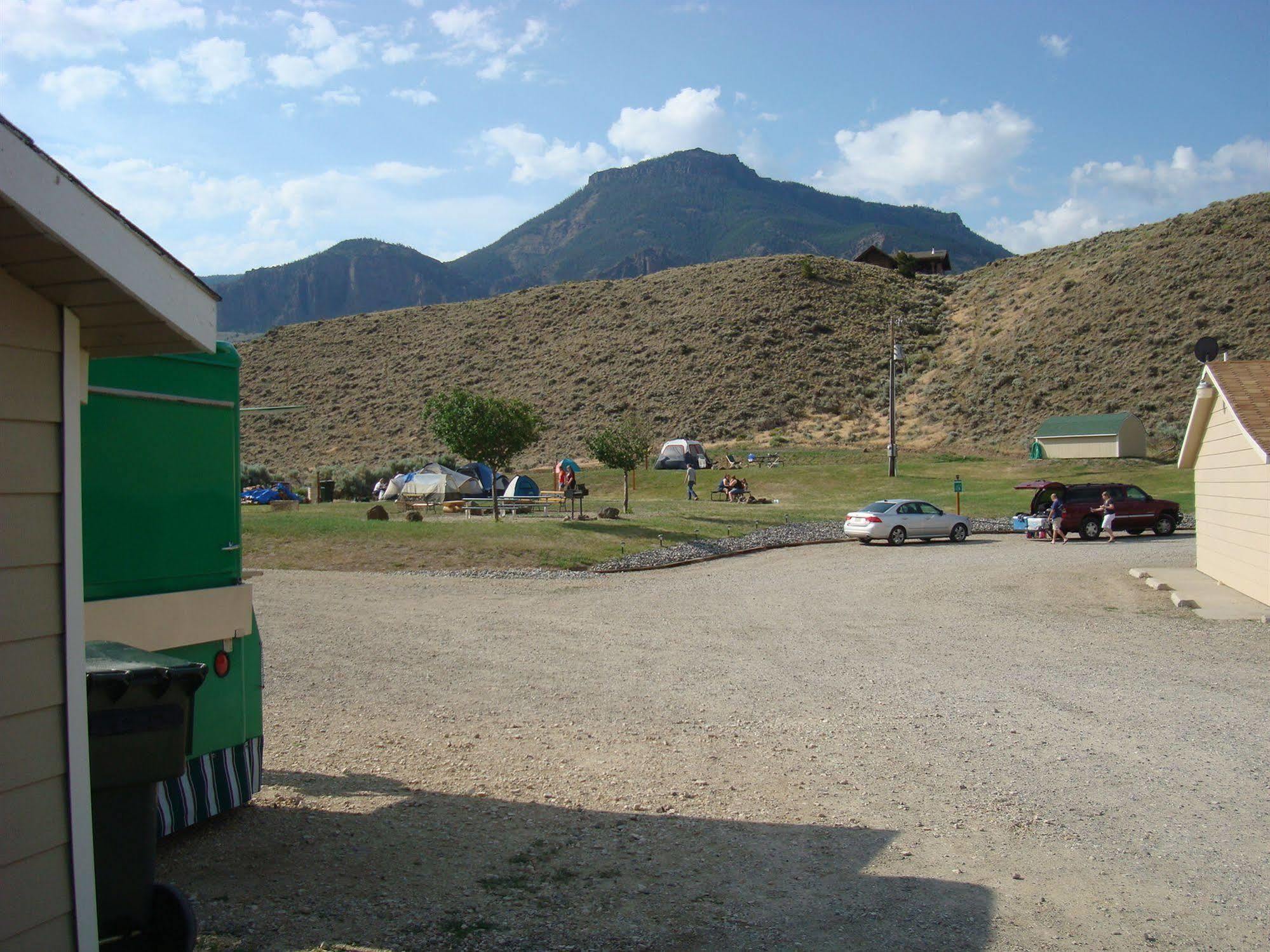 Green Creek Inn And Rv Park Wapiti Exterior foto